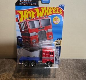 Hot Wheels Transformers Red and Blue Truck New Unopened